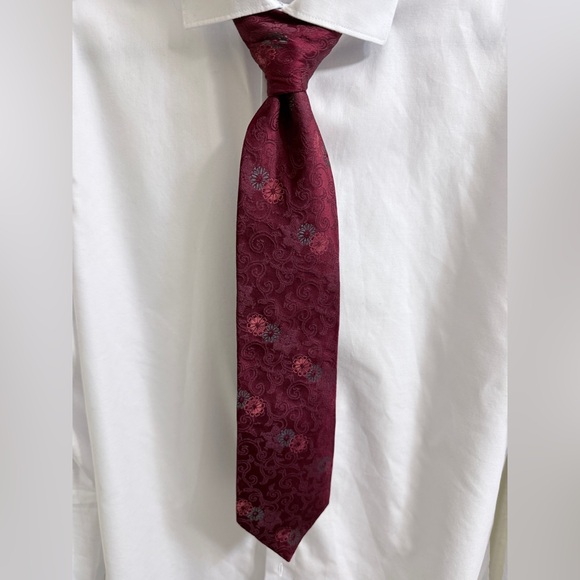 Dkny Other - DKNY Burgundy Floral Patterned Silk Tie